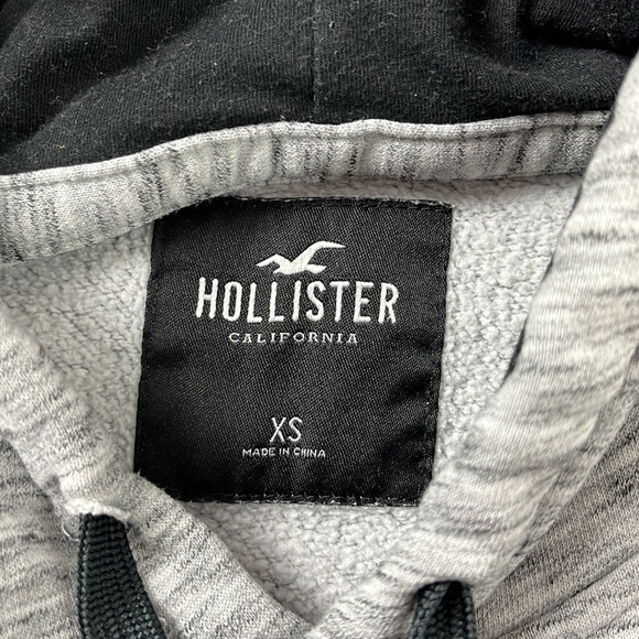 XS Hollister Hoodie - Picture 2 of 2